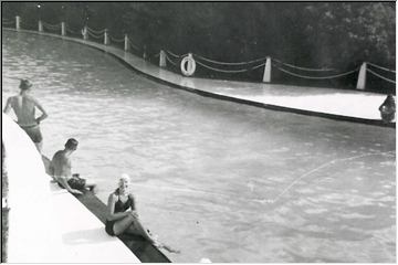 Everybody into the pool